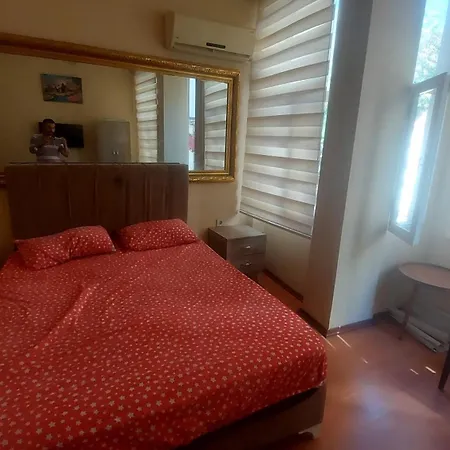 Taksim Pera Gold アパートホテル 4*